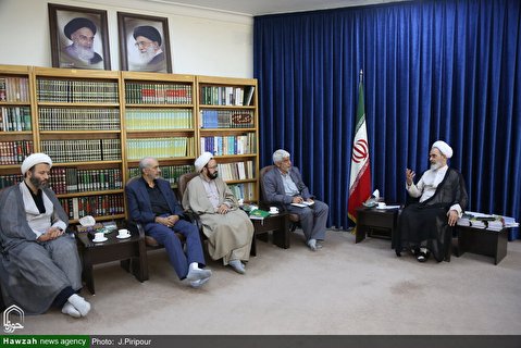 خدمات رسانی ۱۲۰ موکب استان قم به زائران اربعین